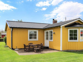 Two-Bedroom Holiday home in Tvååker